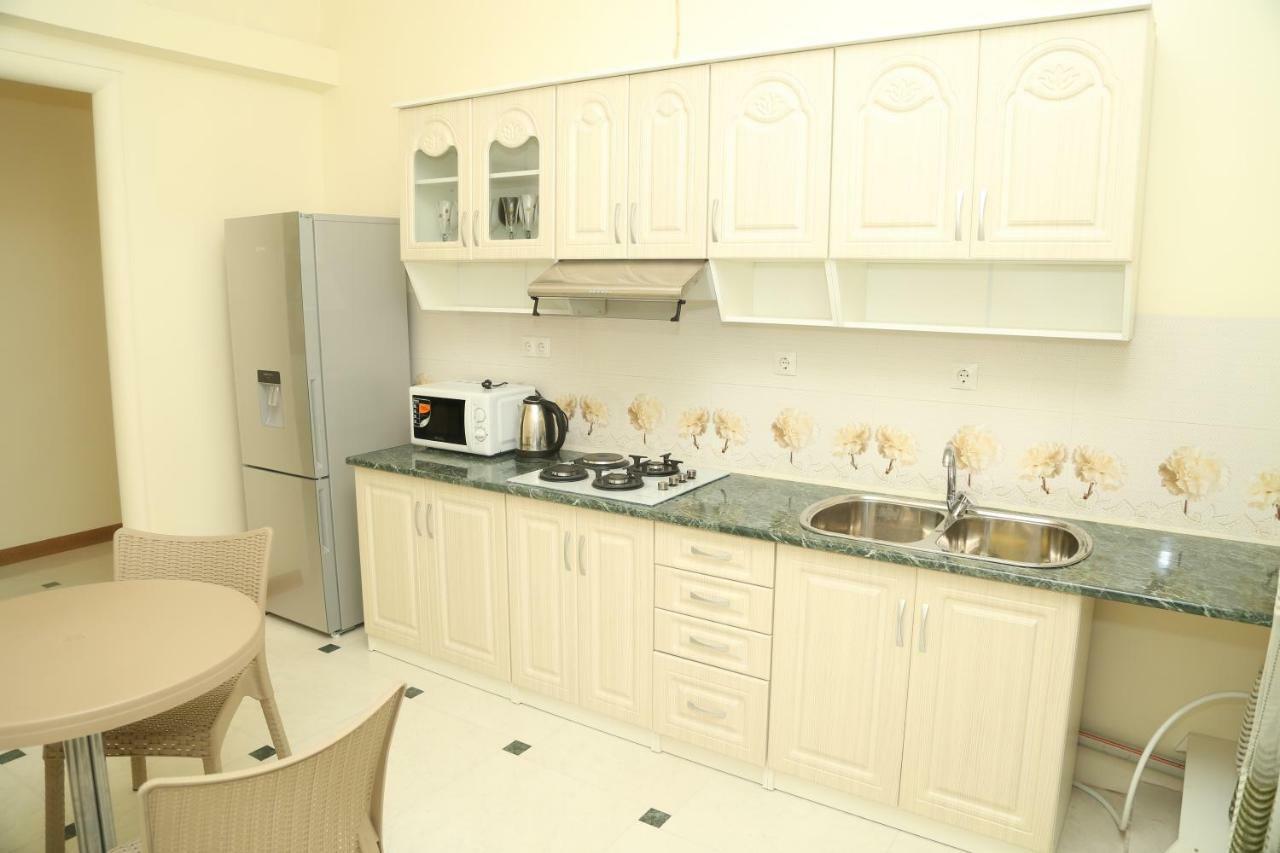 טביליסי Apartments City On The Palm מראה חיצוני תמונה